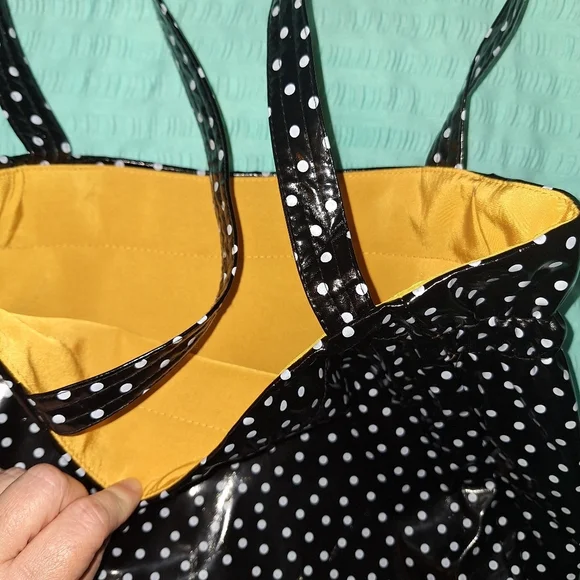 Polka Dot Oilcloth Tote Bag Black and White - Picture 4 of 4